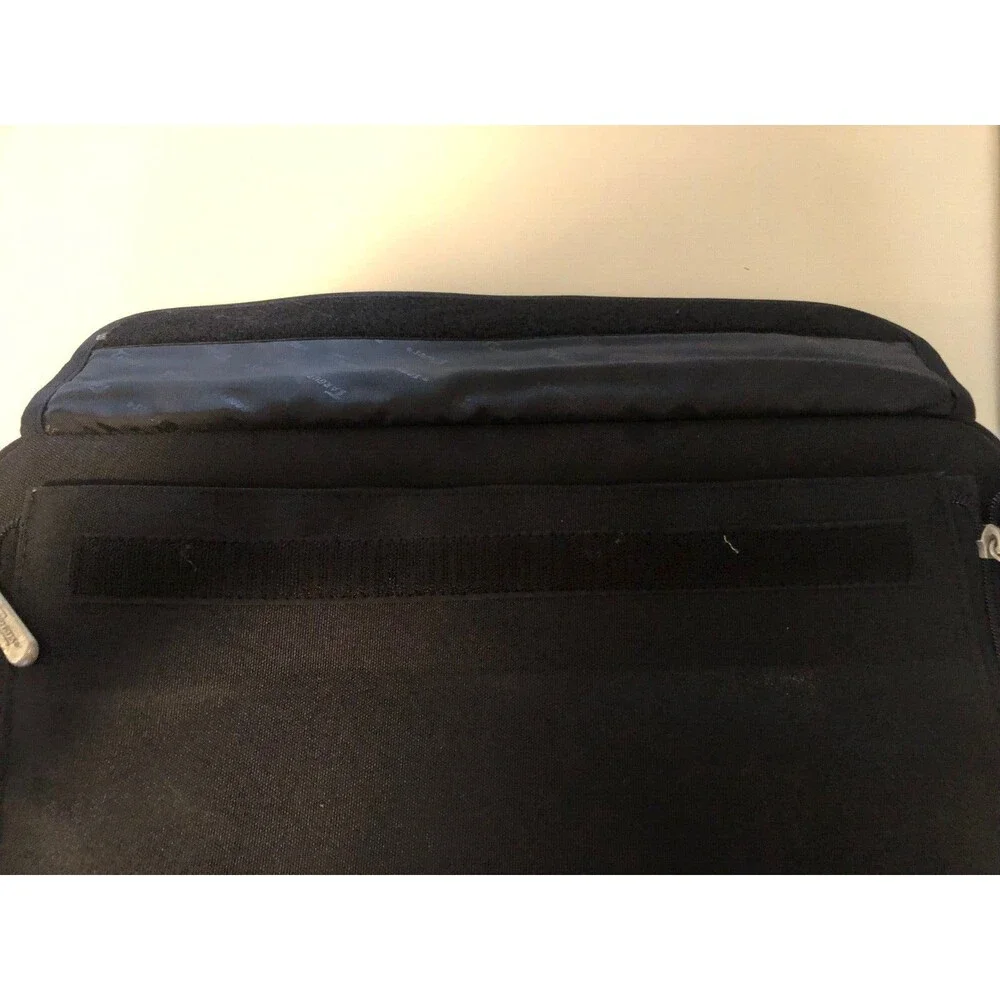 Targas laptop bag